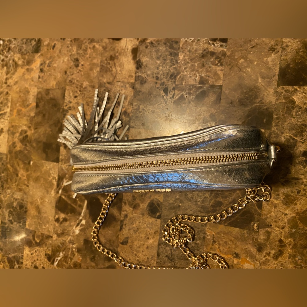 Victoria Secret~
Silver Metallic Reptile Crossbody
Gold Chain 
NWOT - Picture 5 of 15
